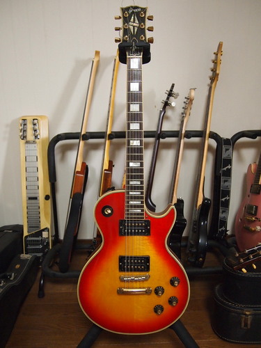 GibsonじゃなくてGreco(・.・;)